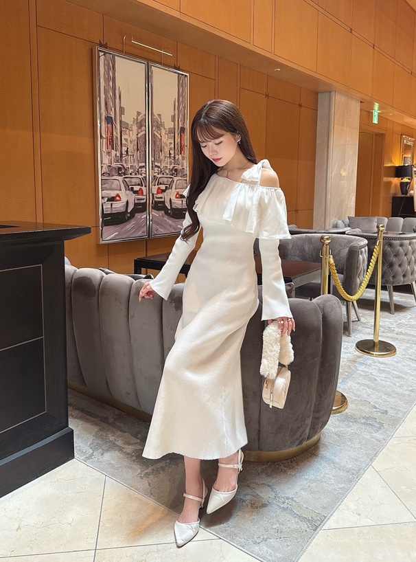 ワンショルダーフリルリボンロングワンピース