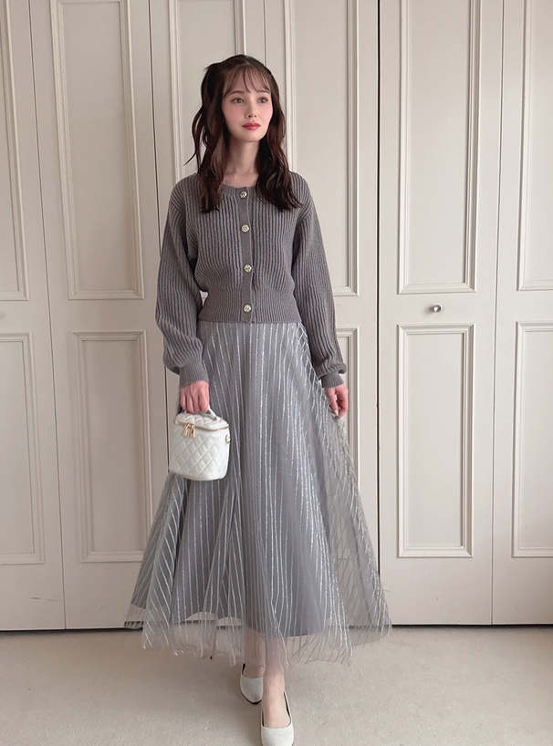 ニットカーディガン×ストライプラメチュールスカートセットアップ