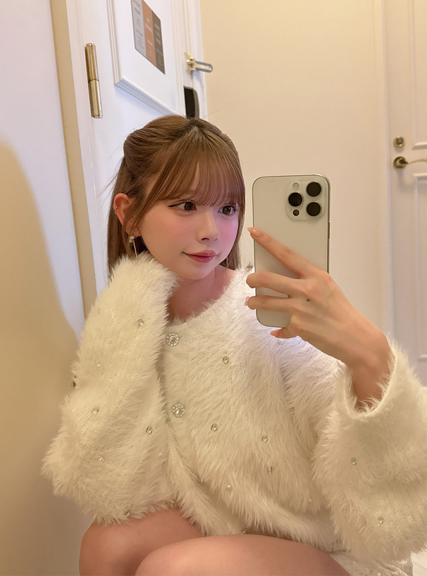 ビジューシャギーニットカーディガン