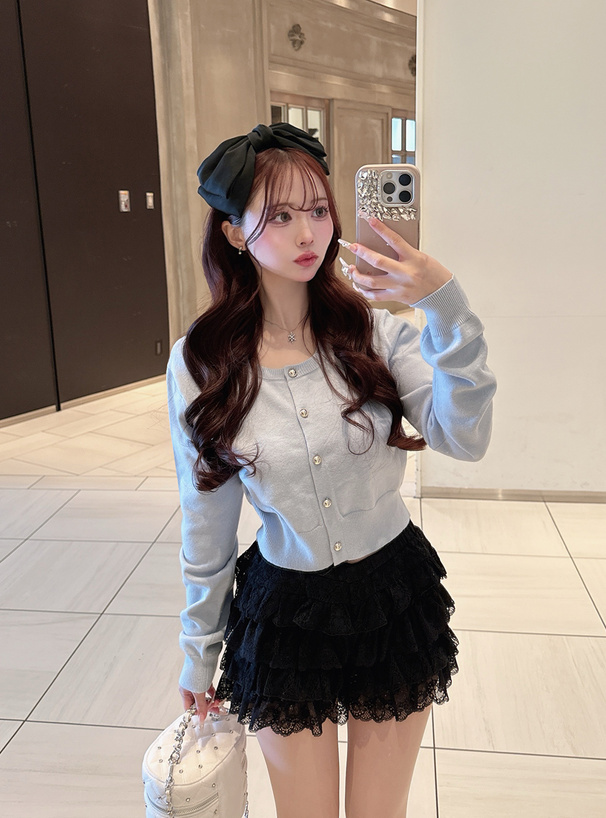 ゴールドボタンニットカーディガン