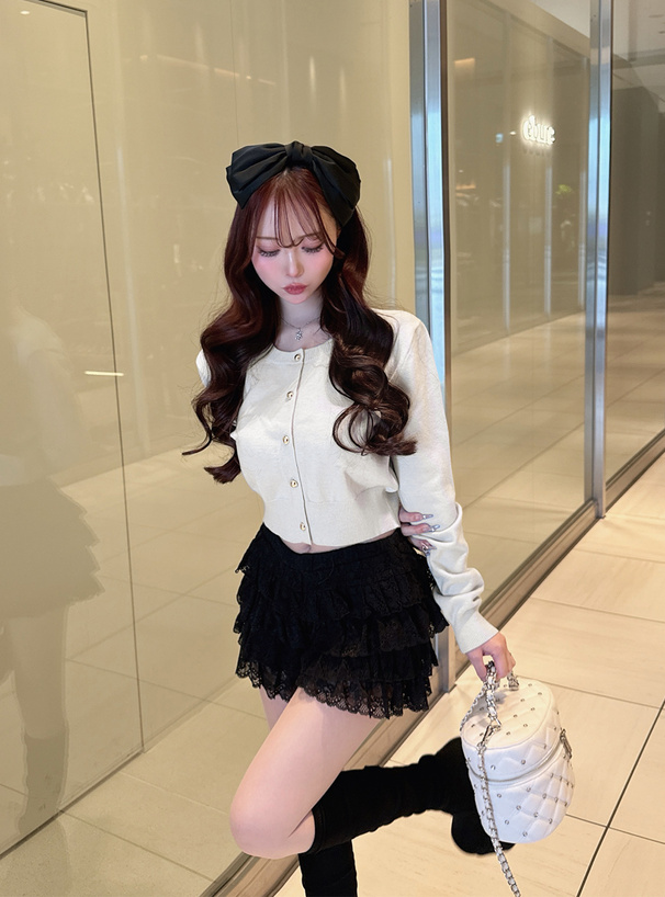 ゴールドボタンニットカーディガン