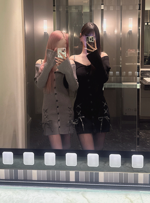 チェック柄レースアップオフショルダーニットワンピース