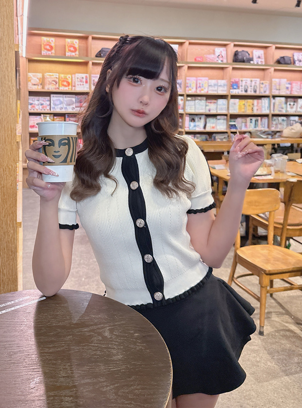 配色フリルニットカーディガン
