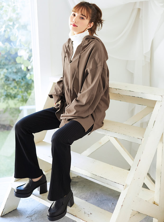 今田美桜 チャンキーヒールボリュームローファー