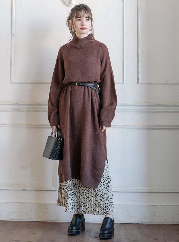 今田美桜 チャンキーヒールボリュームローファー