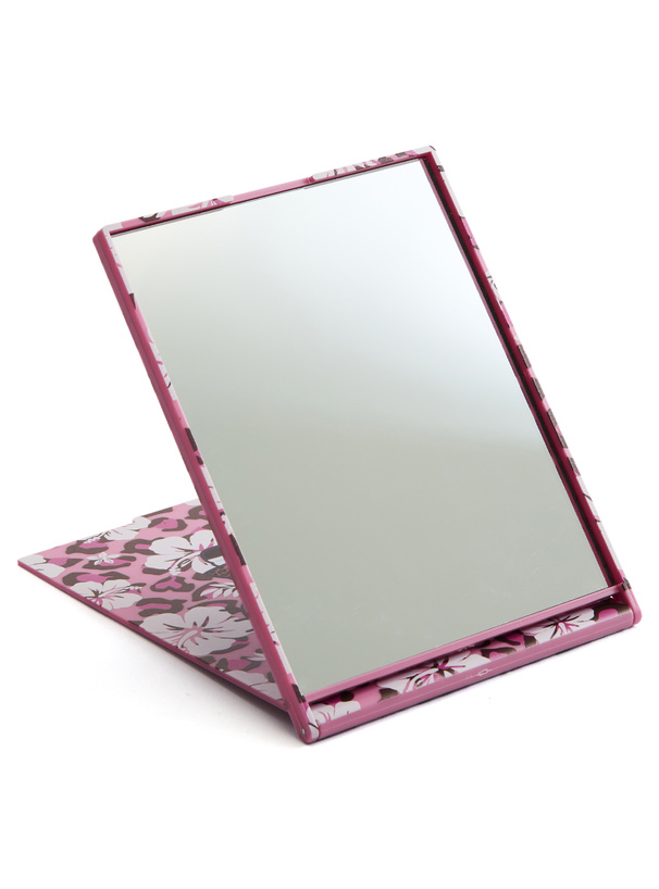 サンリオキャラクターズ　LOVE BOAT　日焼けハローキティミラー