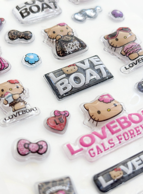 サンリオキャラクターズ　LOVE BOAT　日焼けハローキティドリーミーキャンディシール