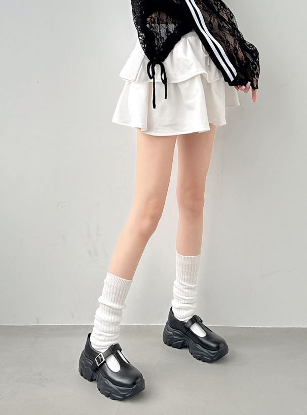 厚底Tストラップシューズ