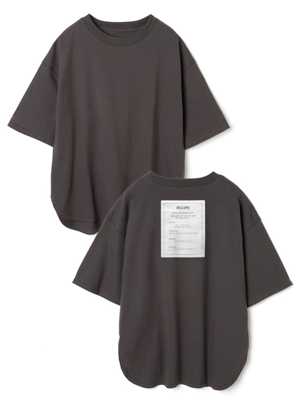 バックタグデザインラウンドヘムTシャツ
