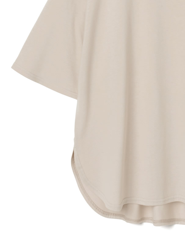 バックロゴラウンドヘムTシャツ