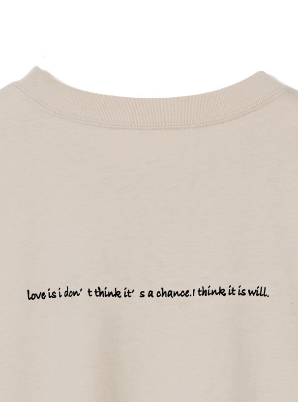 バックロゴラウンドヘムTシャツ