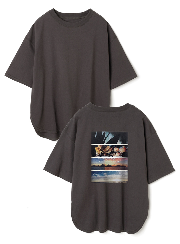 ラウンドヘムバックフォトプリントTシャツ