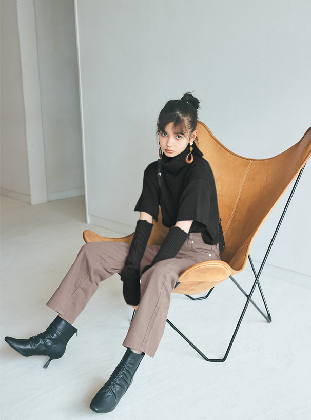 ストレートツイルパンツ