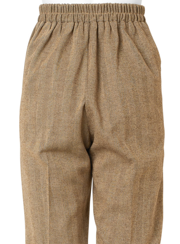 ヘリンボーンセンタープレステーパードパンツ
