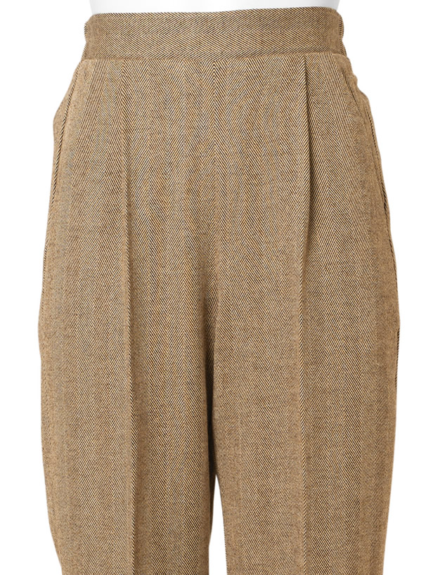 ヘリンボーンセンタープレステーパードパンツ
