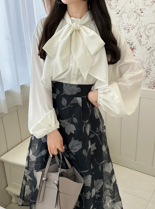 サテン風 ジレ フリル付き