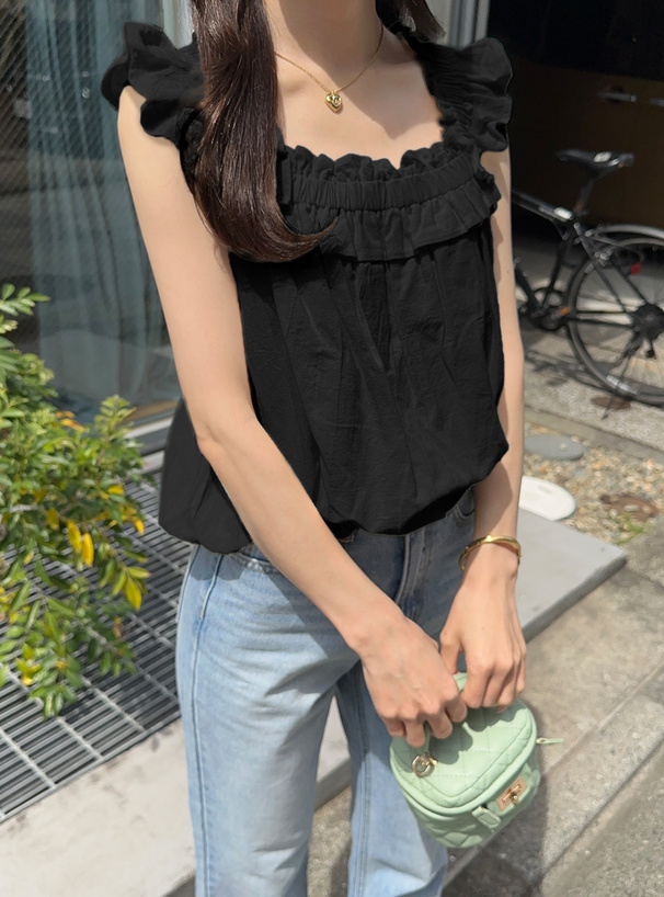 フリルバルーンシルエットトップス