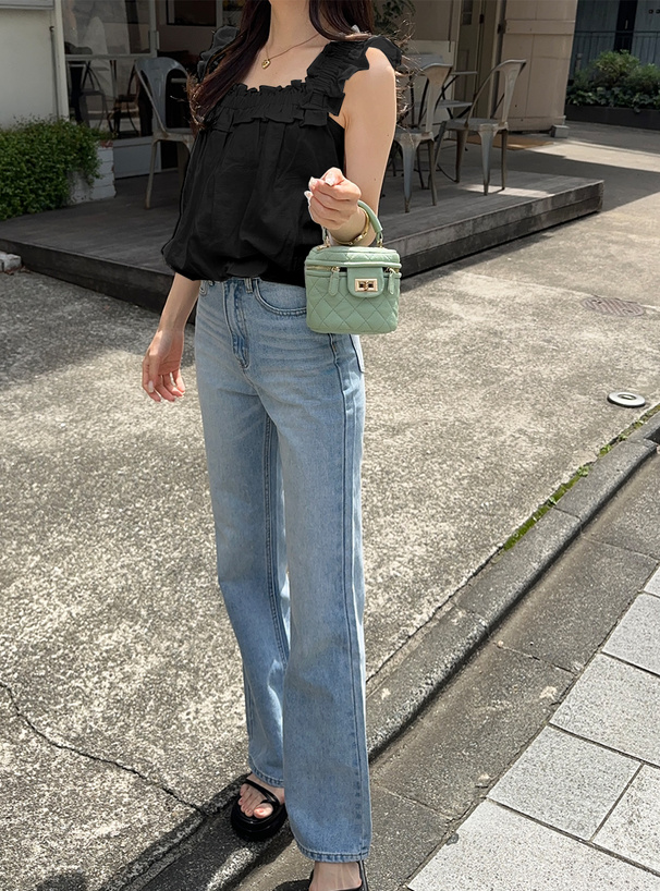 フリルバルーンシルエットトップス