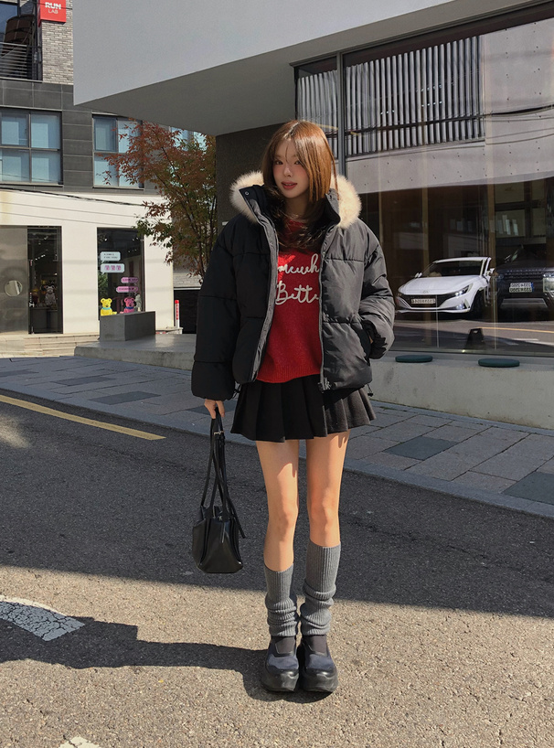 コードロゴ刺繍ニットトップス