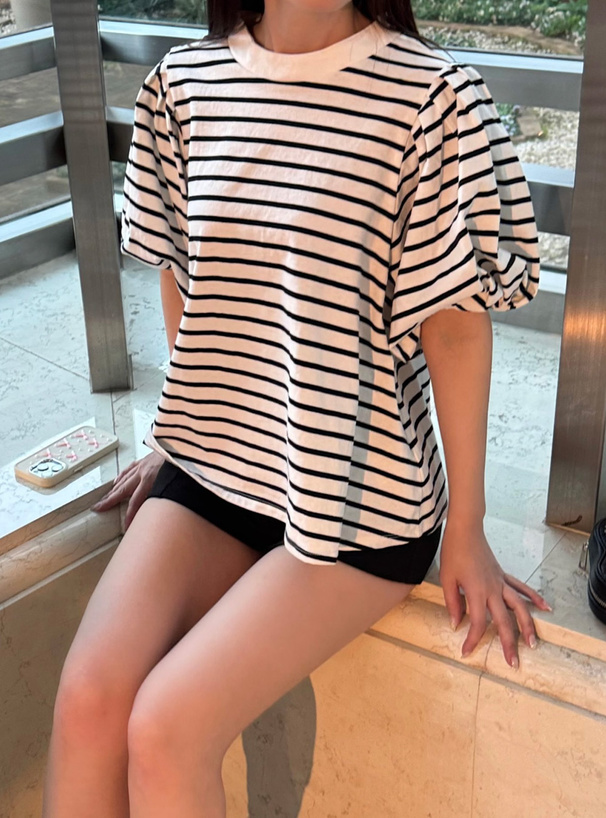 ボーダー柄バックリボンパフスリーブTシャツ