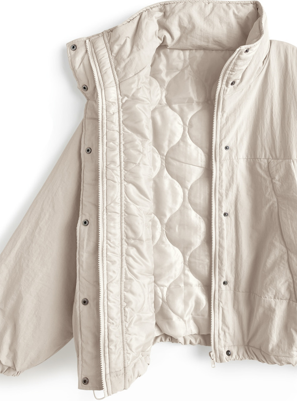 中綿スタンドカラーモンスターコート