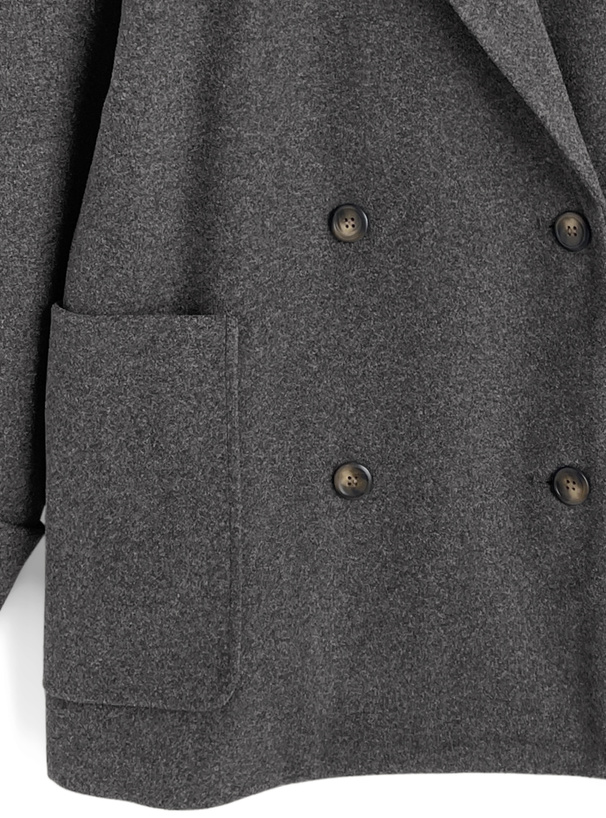 ダブルボタンテーラードコート