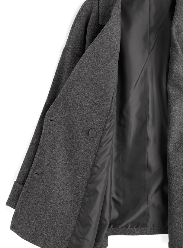 ダブルボタンテーラードコート