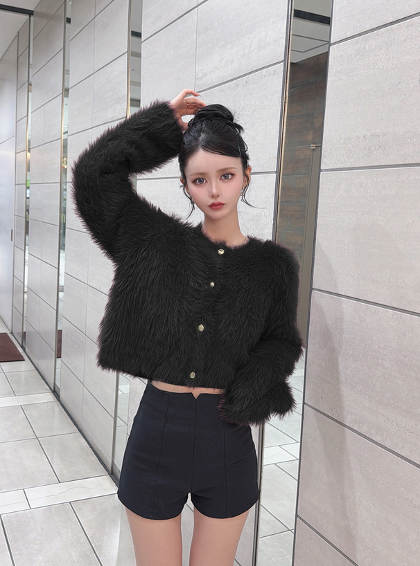 ゴールドボタンシャギーニットカーディガン