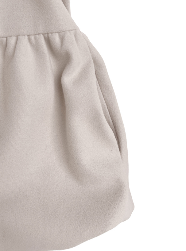 ファーフードバルーンペプラムブルゾン