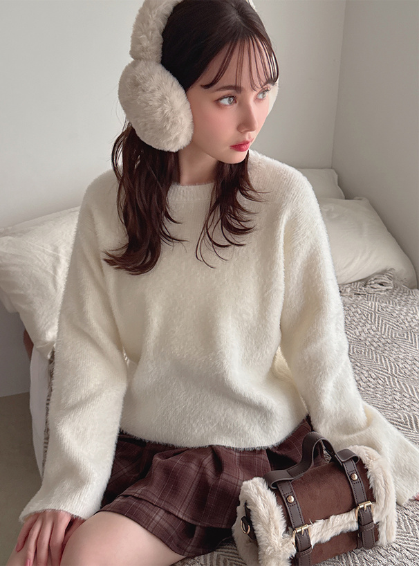 ラウンドネックシャギーニットトップス