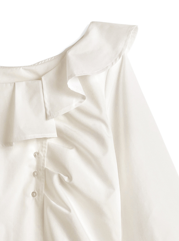 アシンメトリーフリルワンショルダーブラウス