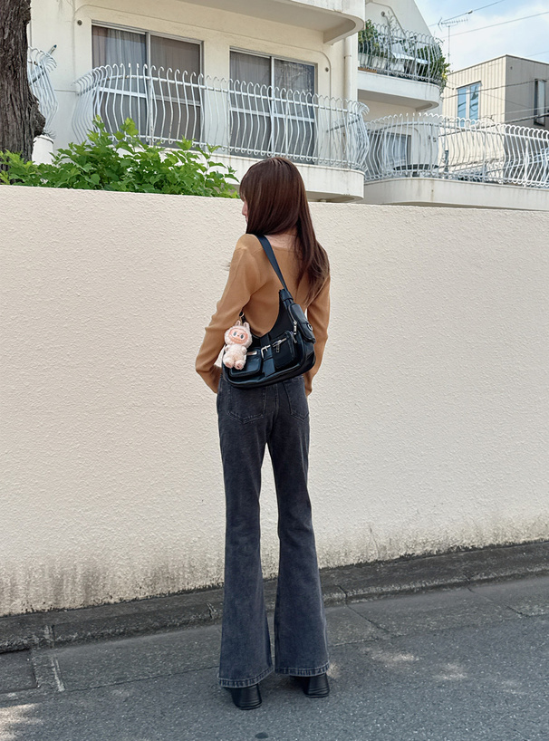 ハイウエストフレアデニムパンツ