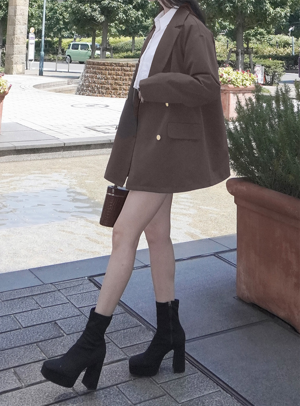 ダブルボタンテーラードジャケット