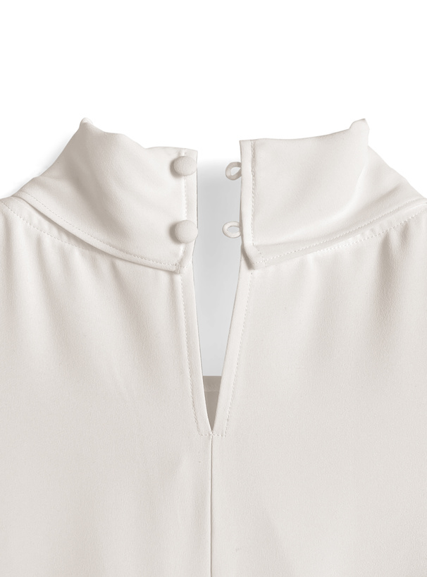 ボウタイフリルノースリーブブラウス