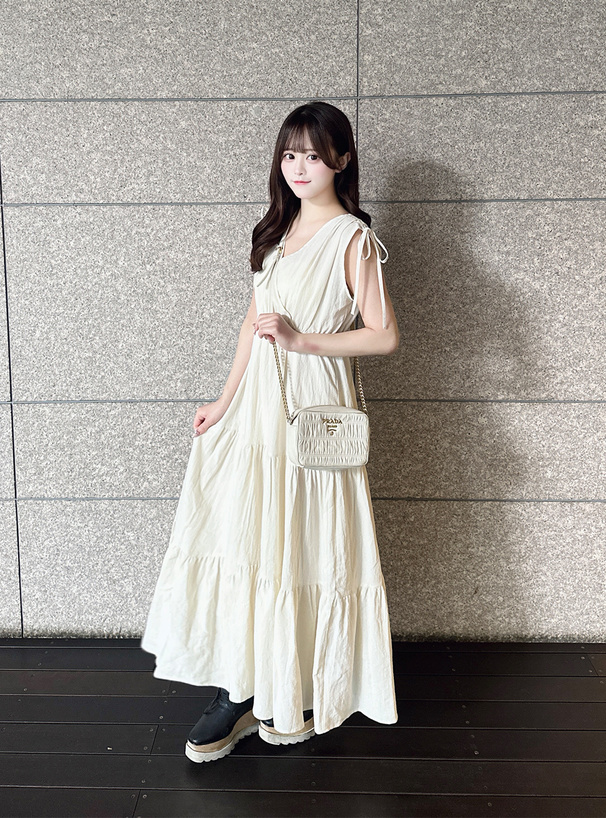 カシュクールギャザーリボンノースリーブワンピース