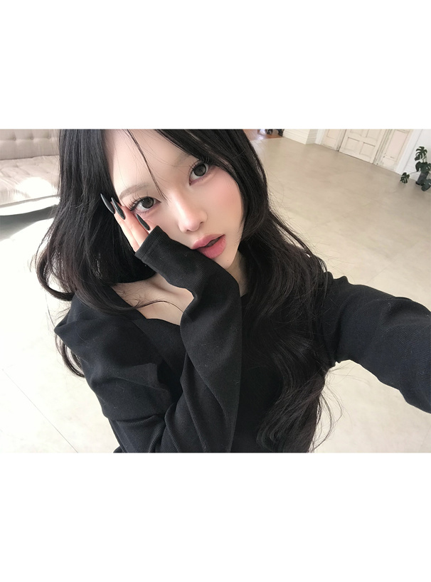 アシンメトリーカラードロストトップス