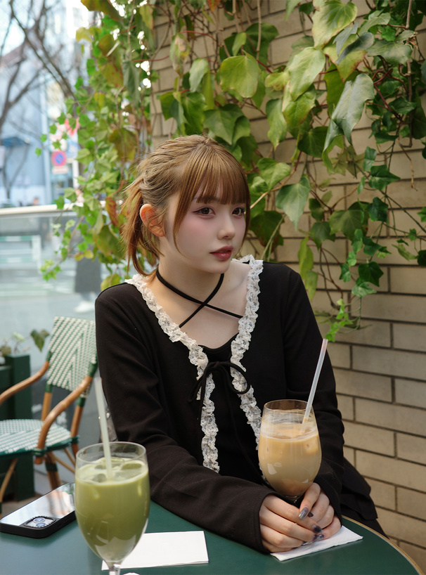 リボンフリルレースカーディガン×クロスネックキャミソールアンサンブル