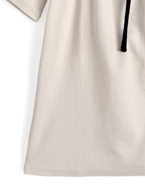 レイヤード風配色パイピングトップス