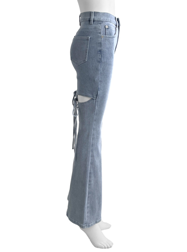 バックカットアウトリボンフレアデニムパンツ
