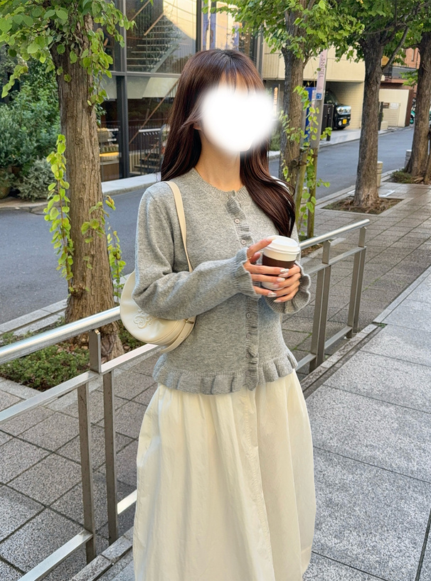 フリルニットカーディガン