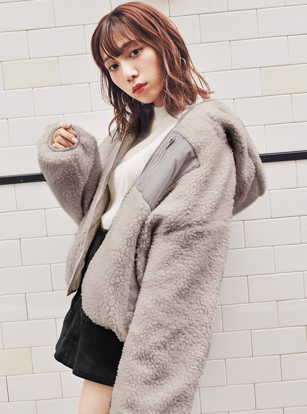 フード付きボアフリースブルゾン