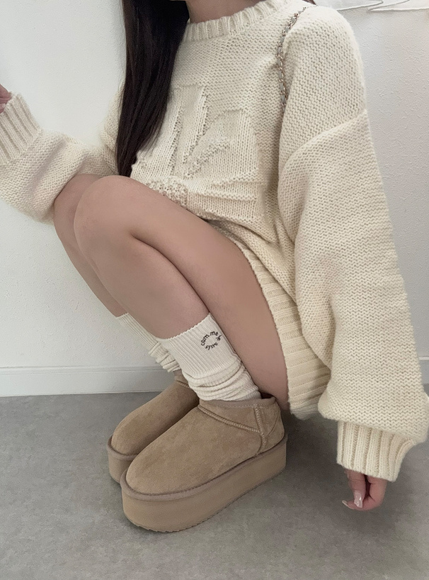 フラワージャガードニットトップス