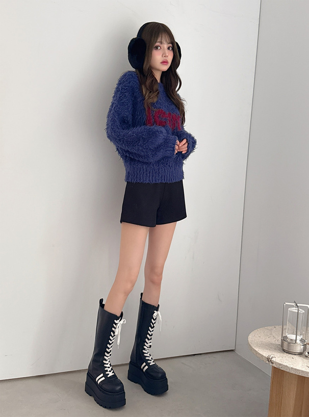 ロゴブークレニットトップス