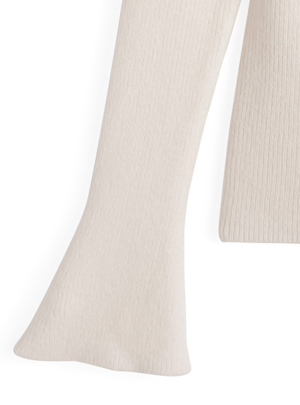 パールオフショルダーニットトップス