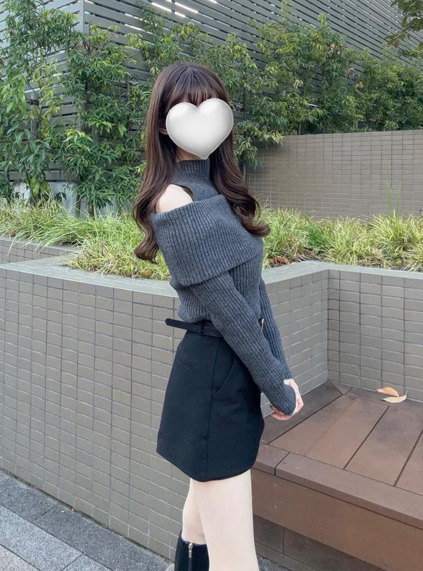 ショルダーオープンリブニットトップス