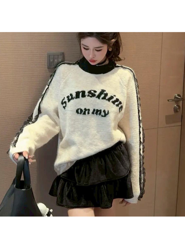 レースラインロゴニットトップス