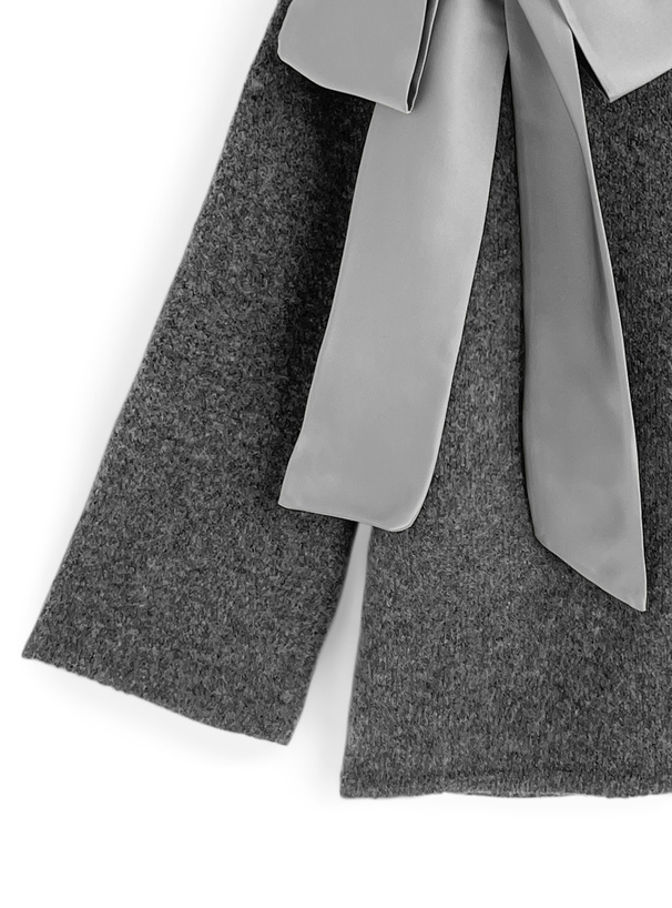 オフショルダーリボンニットトップス