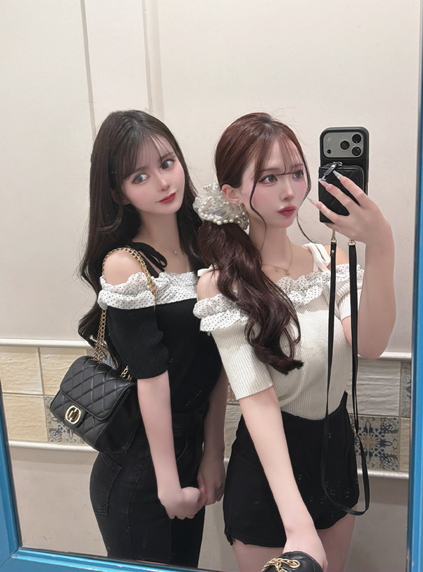 ドット柄フリルリボンオフショルダーニットトップス