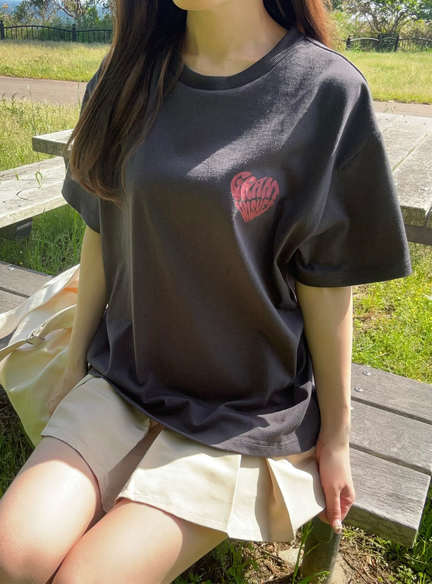 ハートロゴくま刺繍Tシャツ