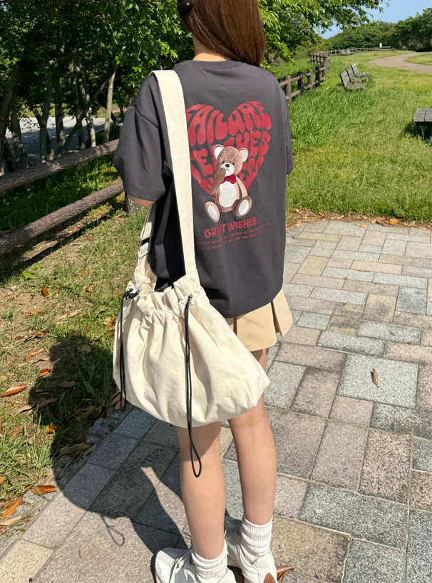 ハートロゴくま刺繍Tシャツ
